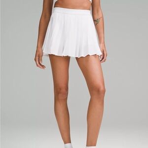Lululemon High-Rise Pleated Tennis Skirt White Size 8 *HAS SLIGHT FLAW*